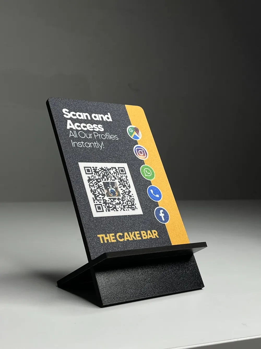 ખરેખરનો ScanEra Smart QR Standee